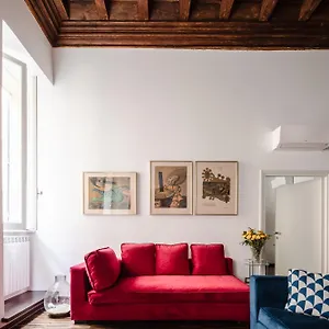  Apartment Yoursuiterome Italy